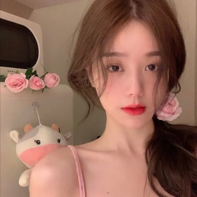 威风凛凛的她$你的深情我不配